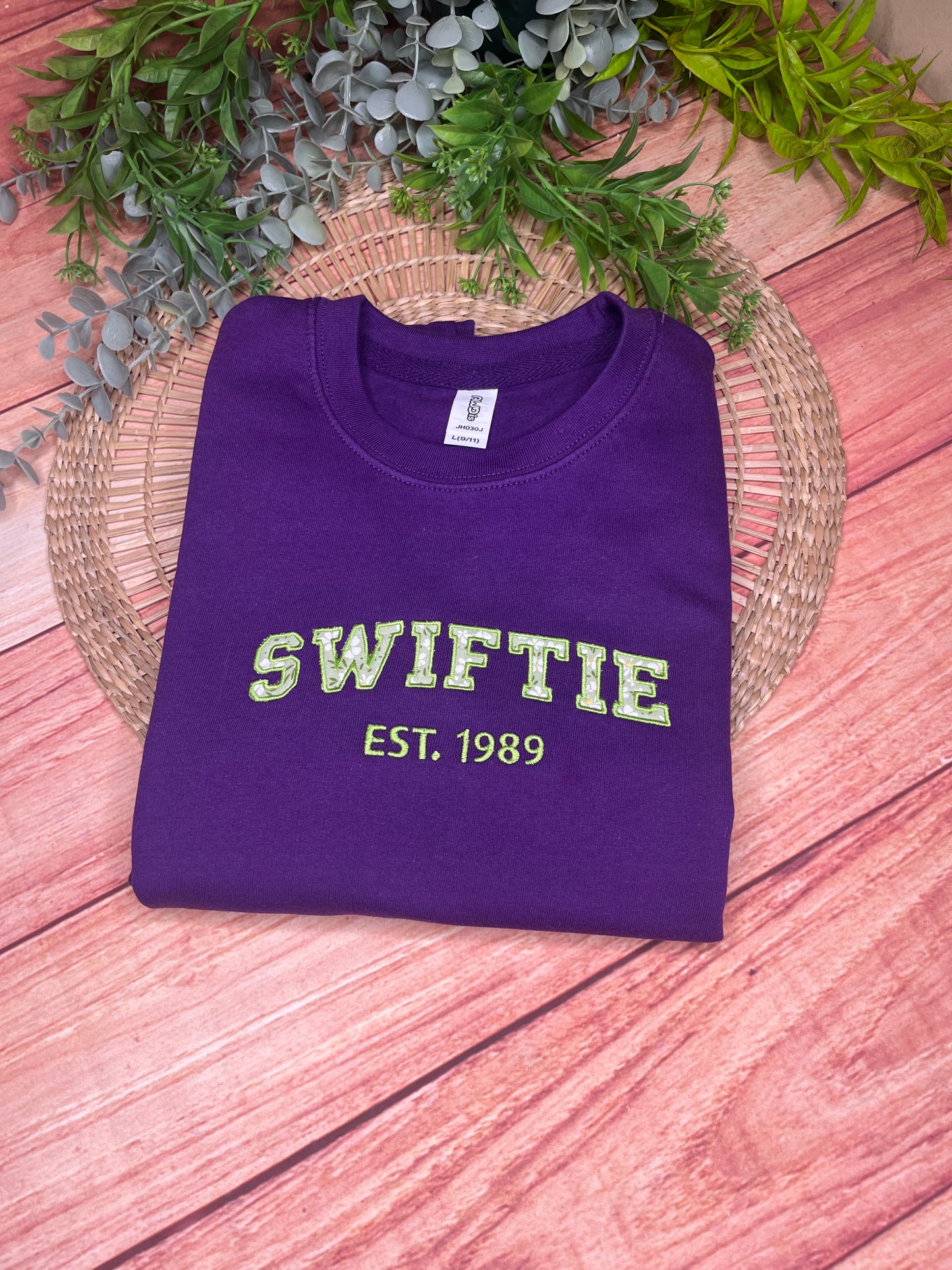 SWIFTIE TAYLOR SWIFT INSPIRED EMBROIDERED SWEATSHIRT