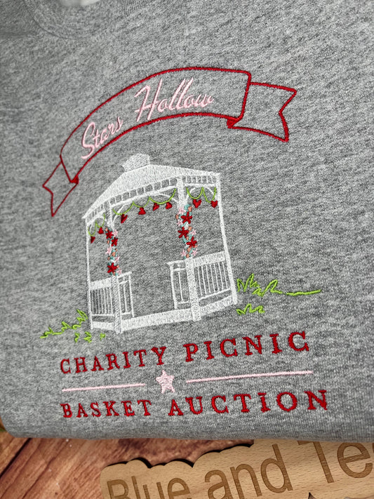STARS HOLLOW PICNIC BASKET EMBROIDERED SWEATSHIRT