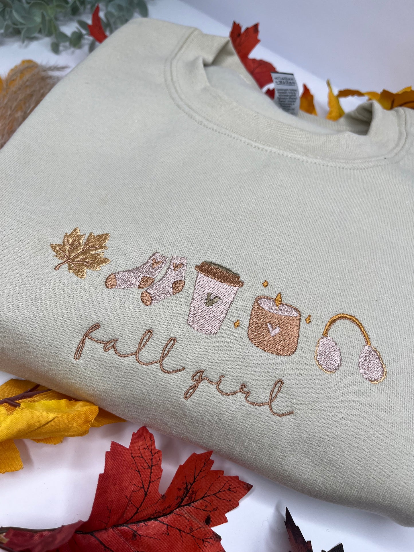 EMBROIDERED FALL GIRL SWEATSHIRT