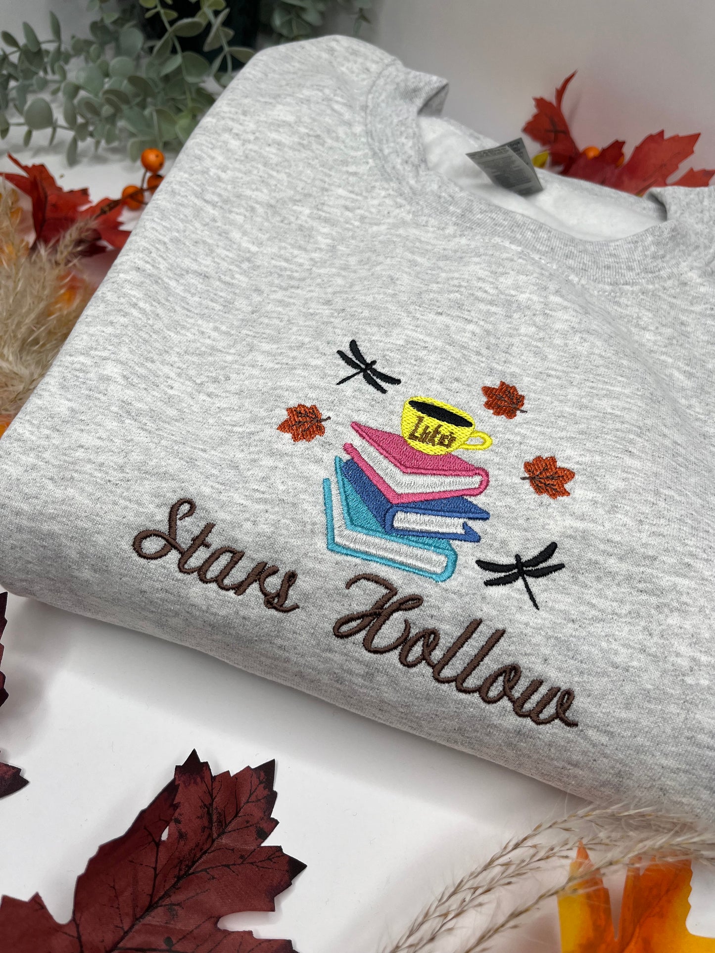 STARS HOLLOW BOOKS SWEATSHIRT