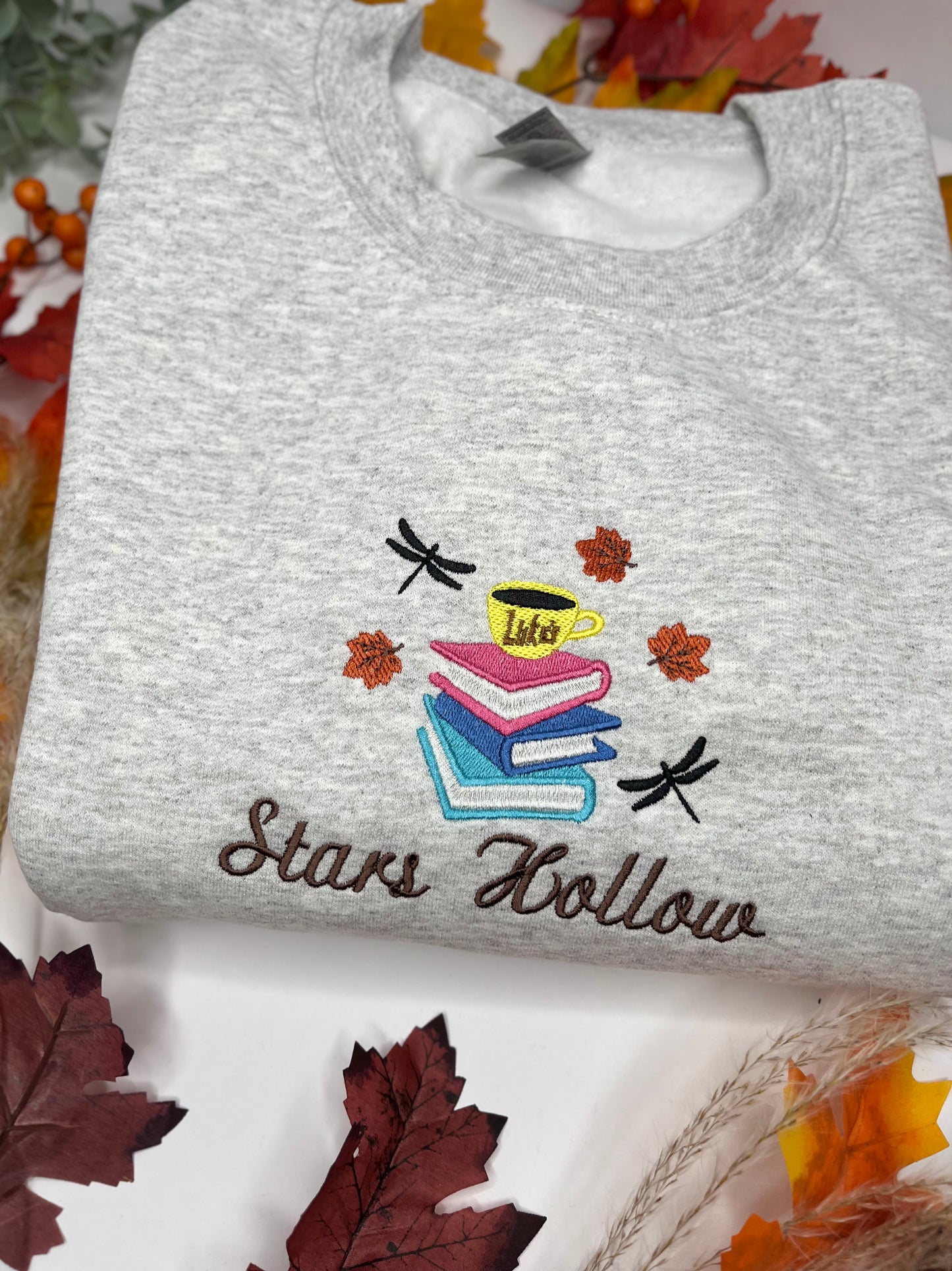 STARS HOLLOW BOOKS SWEATSHIRT