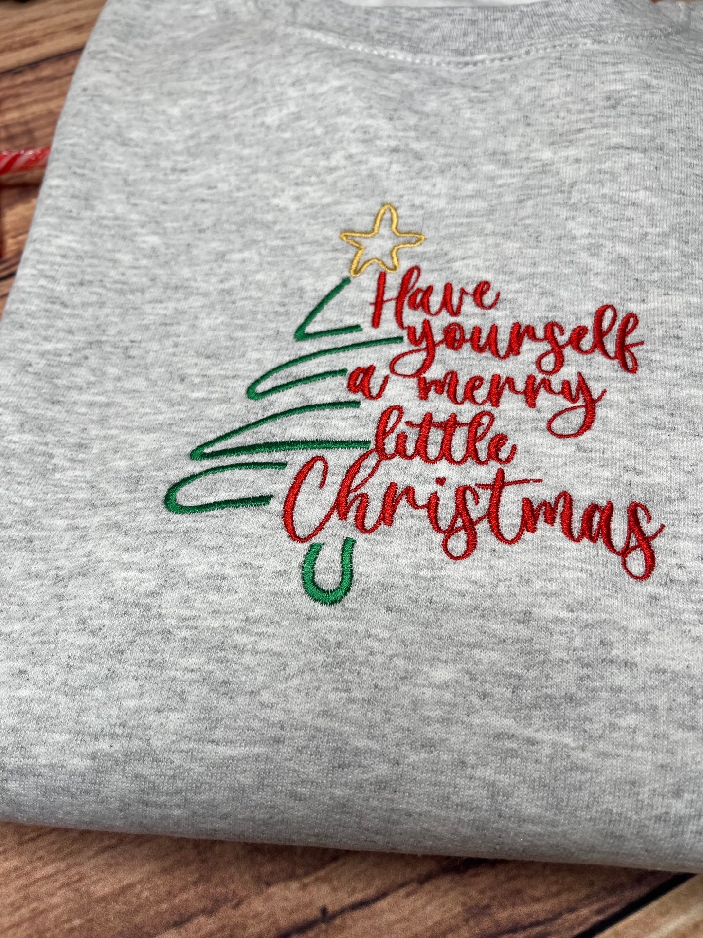 HAVE YOURSELF A MERRY LITTLE  CHRISTMAS SWEATSHIRT SIZE MEDIUM