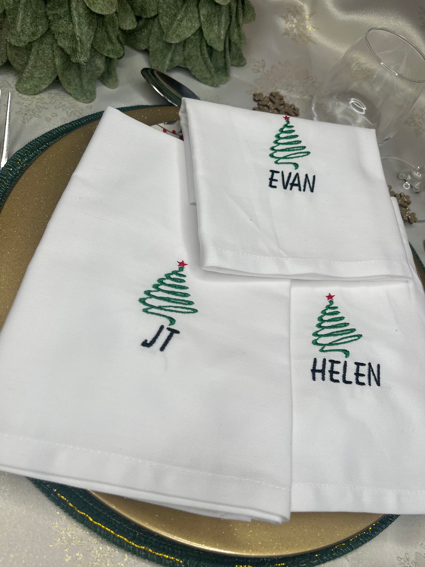 PERSONALISED CHRISTMAS TREE AND NAME NAPKIN