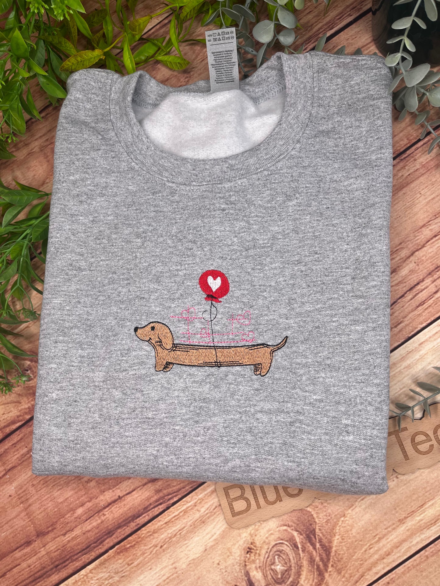 DACHSHUND SAUSAGE DOG HEART BALLOON EMBROIDERED SWEATSHIRT