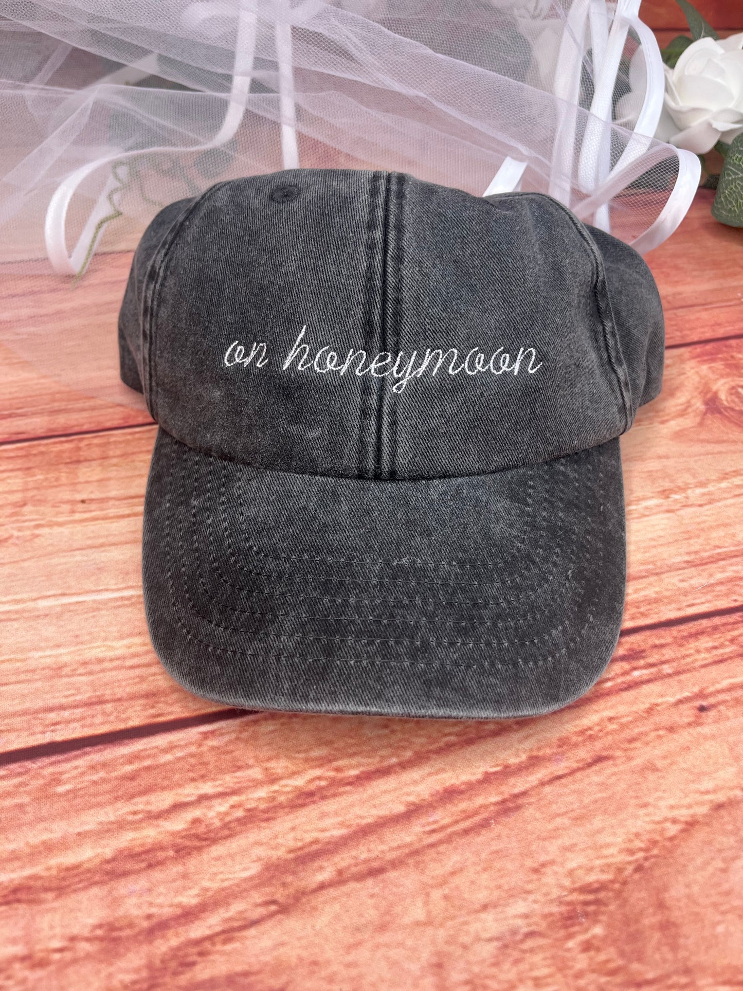 ON HONEYMOON BRIDE EMBROIDERED CAP