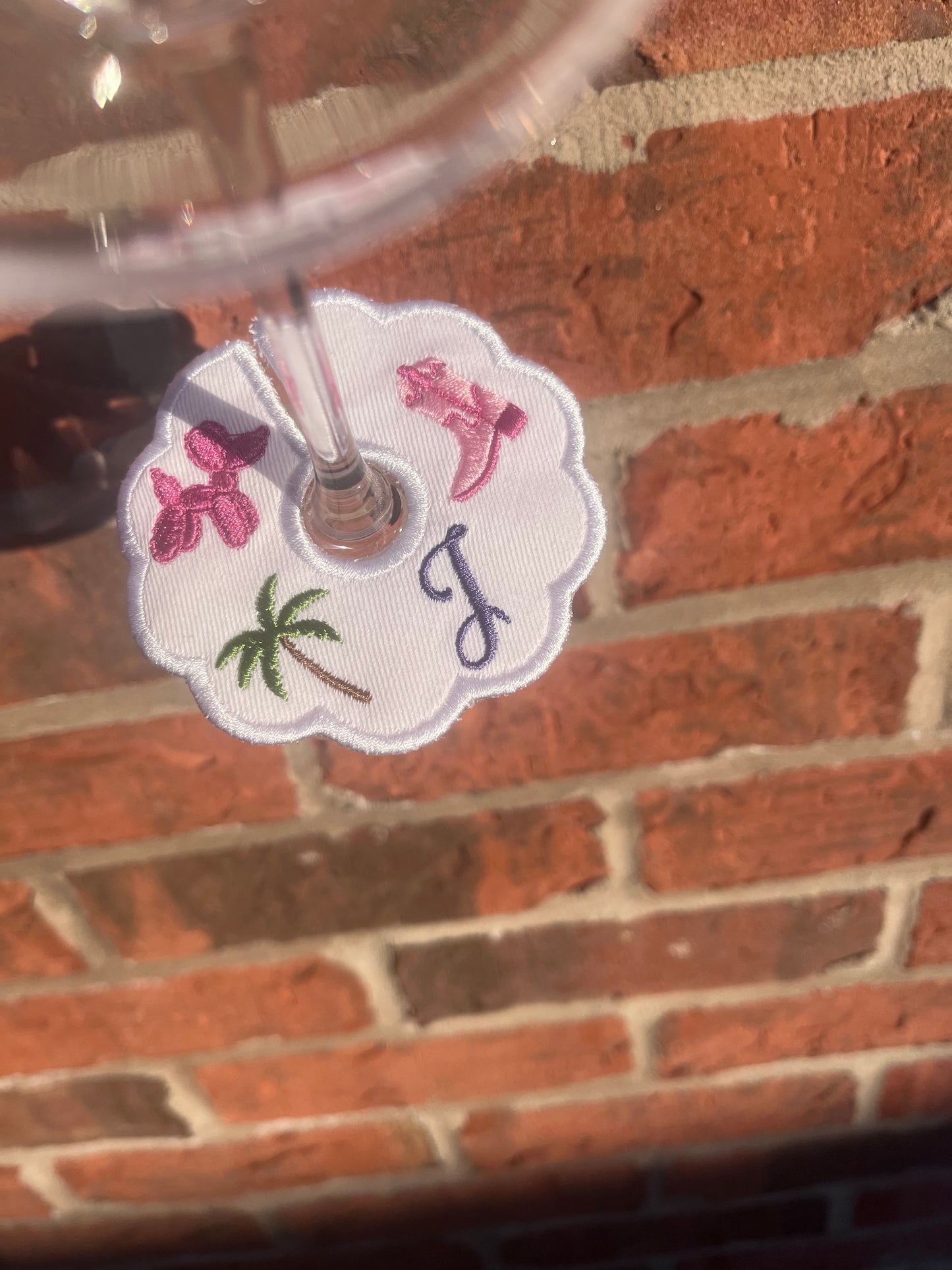 CUSTOM WINE GLASS TAGS