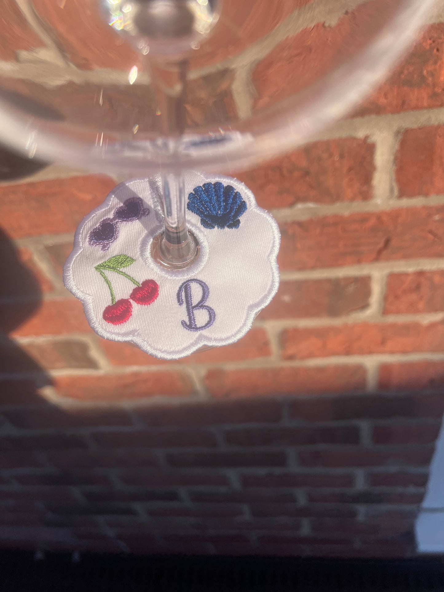 CUSTOM WINE GLASS TAGS