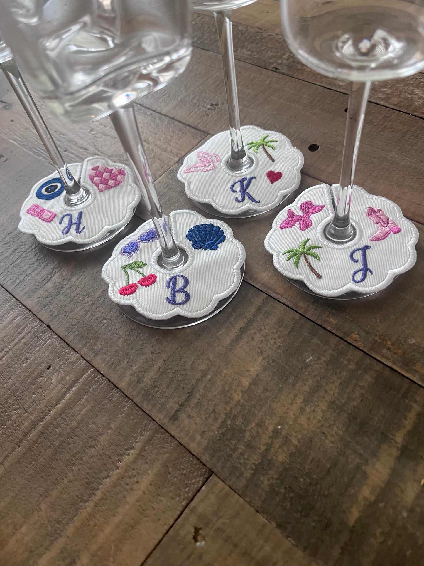 CUSTOM WINE GLASS TAGS
