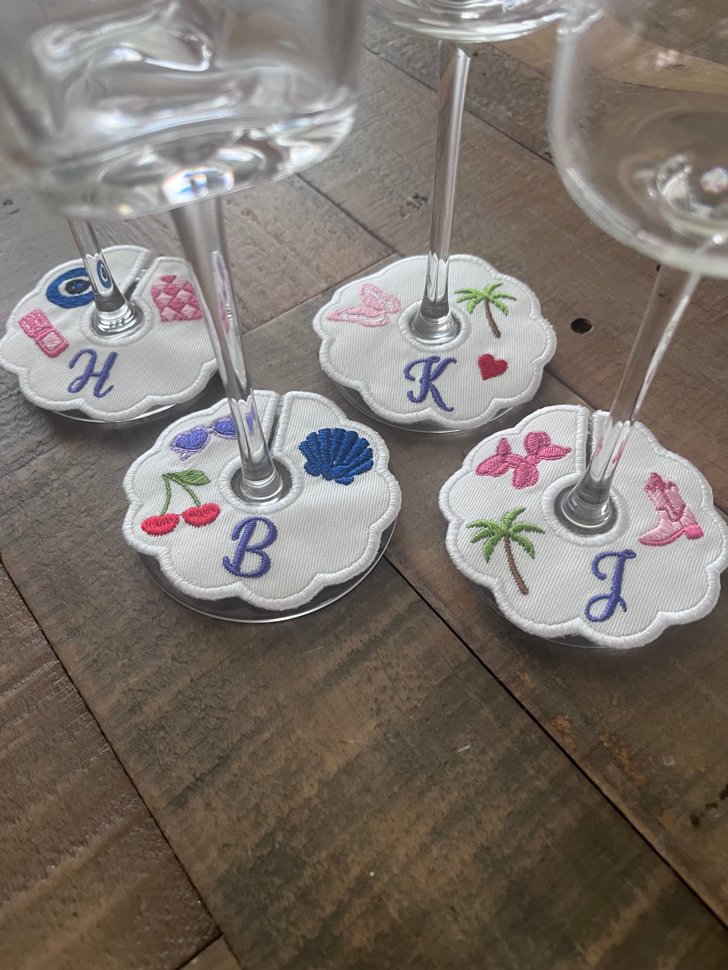 CUSTOM WINE GLASS TAGS