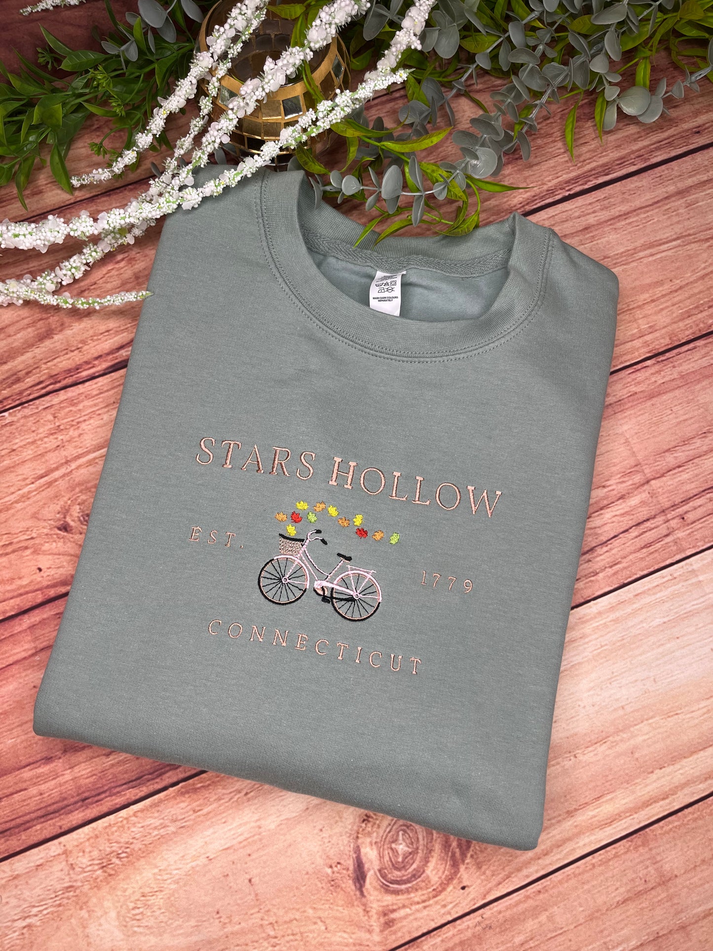 STARS HOLLOW EMBROIDERED BIKE SWEATSHIRT