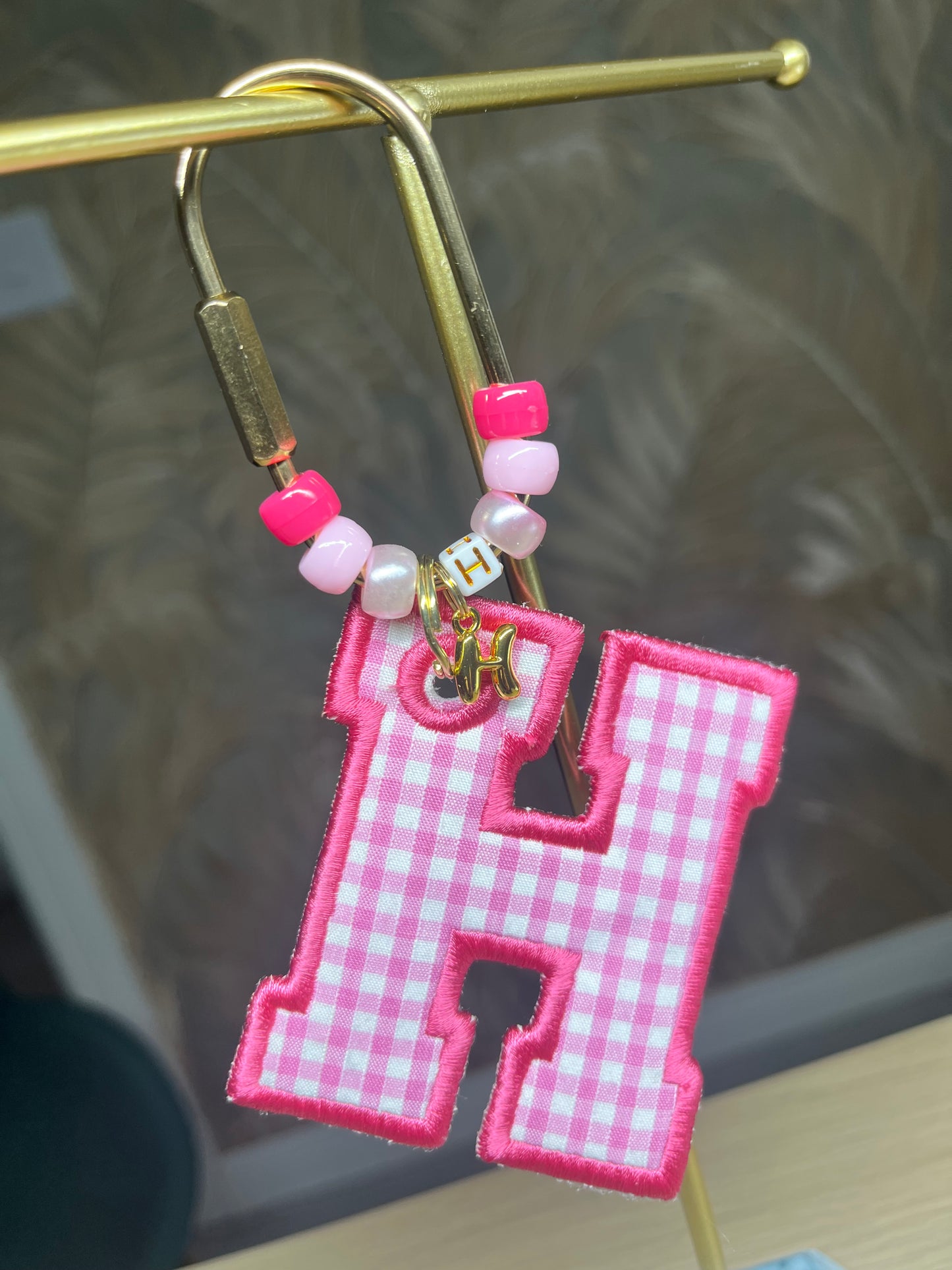 INITIAL GINGHAM BEAD KEYCHAIN BAGTAG