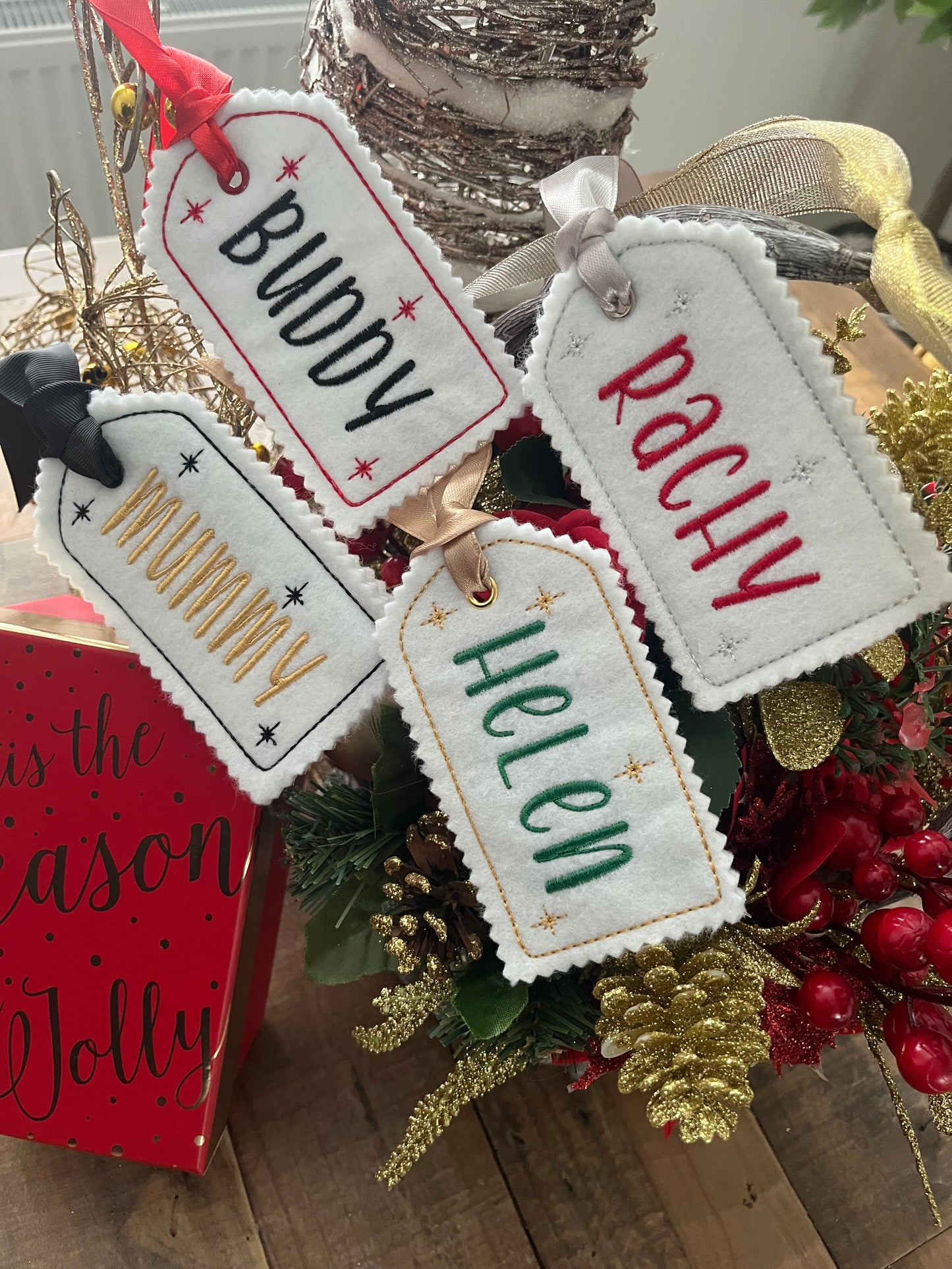 CUSTOM CHRISTMAS STAR GIFT TAGS