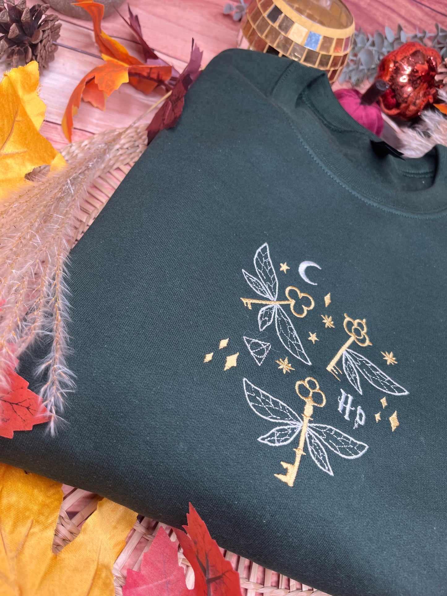ENCHANTED HARRY POTTER FLYING KEYS SWEATSHIRT