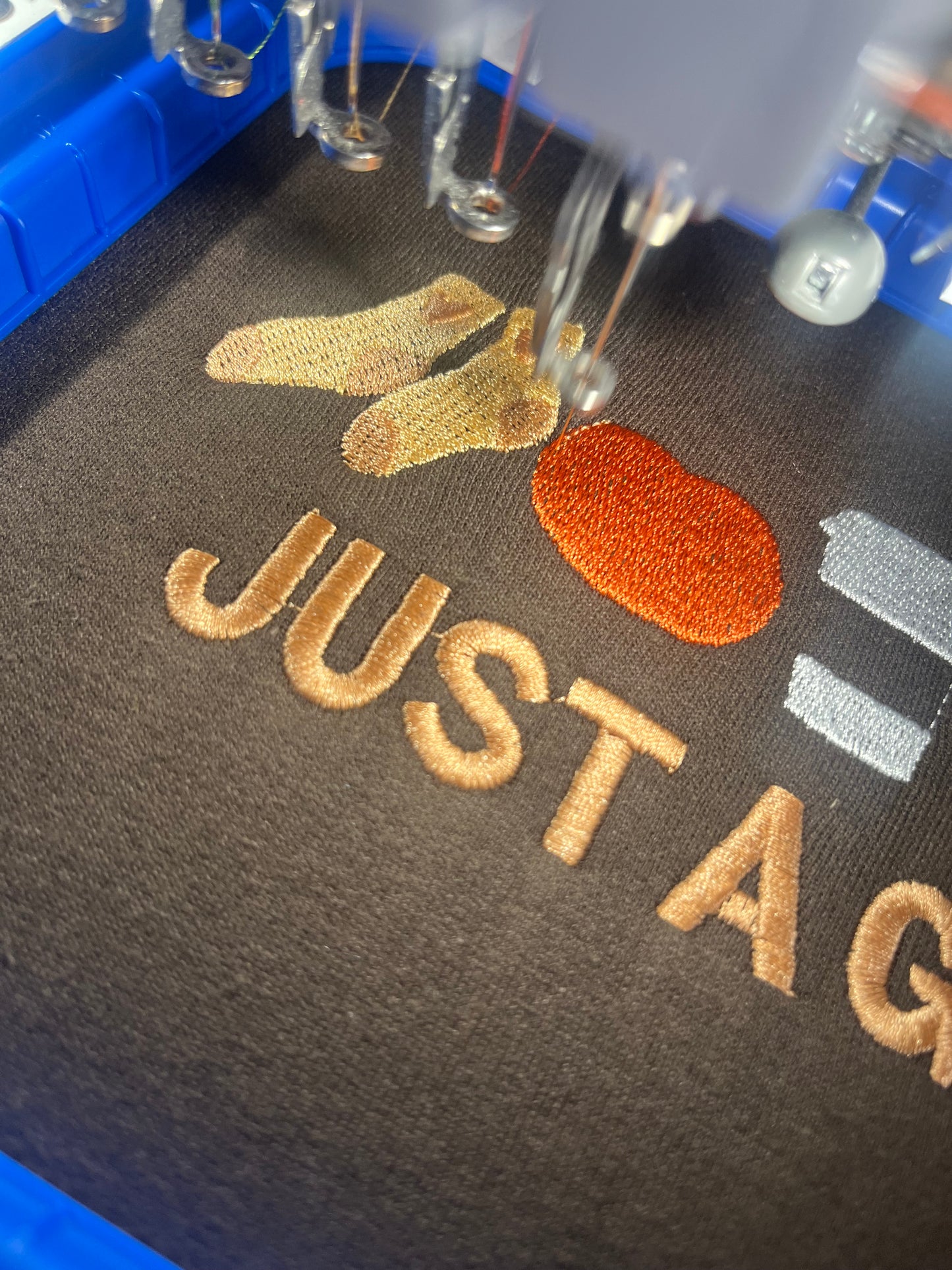 JUST A GIRL WHO LOVES AUTUMN EMBROIDERED SWEATSHIRT